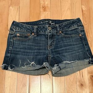 American Eagle Denim Jean Blue Women's Shorts Size 4